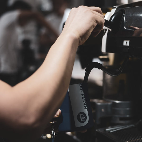 NASTY JUG Milk Frothing Pitcher Brewista X SERIES by Irvine Quek 600ml (3.0 Version PANTONE) - Urban Coffee Roaster