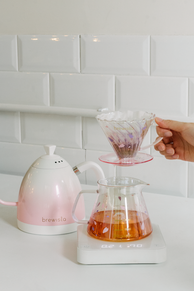 Brewista Artisan 600ml Gooseneck Variable Kettle-Sakura Pink